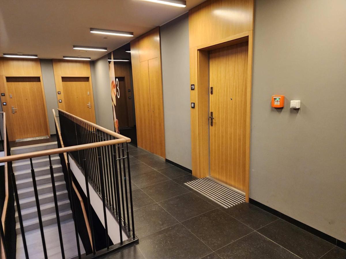 Nadmorski Dwor Modern Apartment Gdansk Bagian luar foto